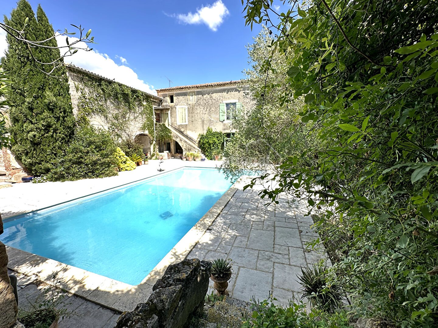 Maison à vendre, 400m², Saint-Geniès-de-Malgoirès