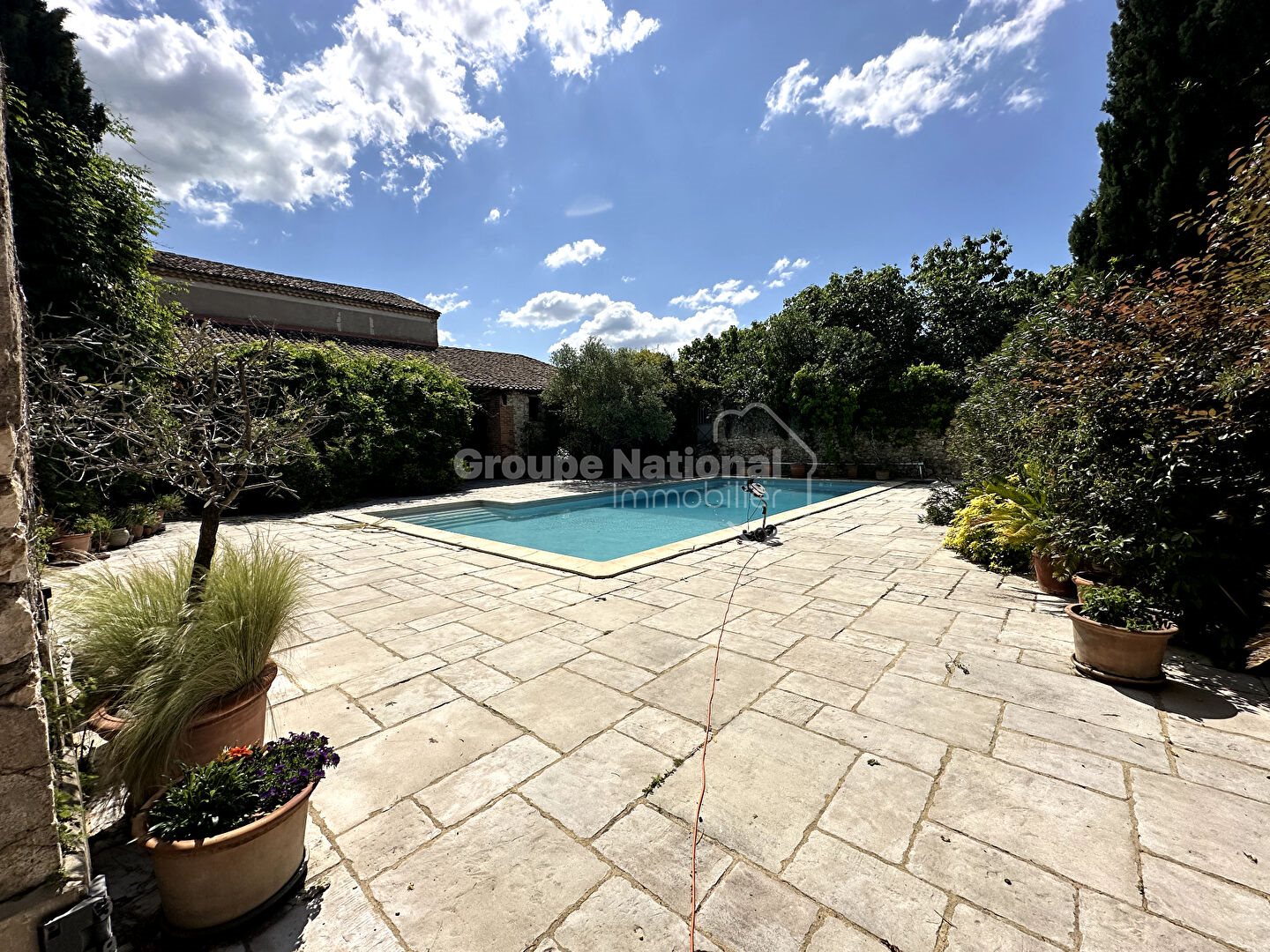 Maison à vendre, 400m², Saint-Geniès-de-Malgoirès