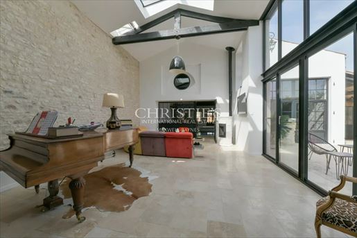 Advert pic 0