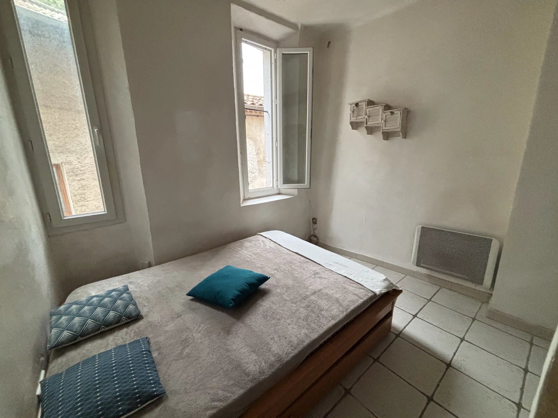 Appartement à louer, 29m², Figanières