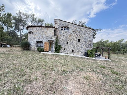 Maison 5 pièces 143 m² · à Callas · 143 m² · 499 000 €