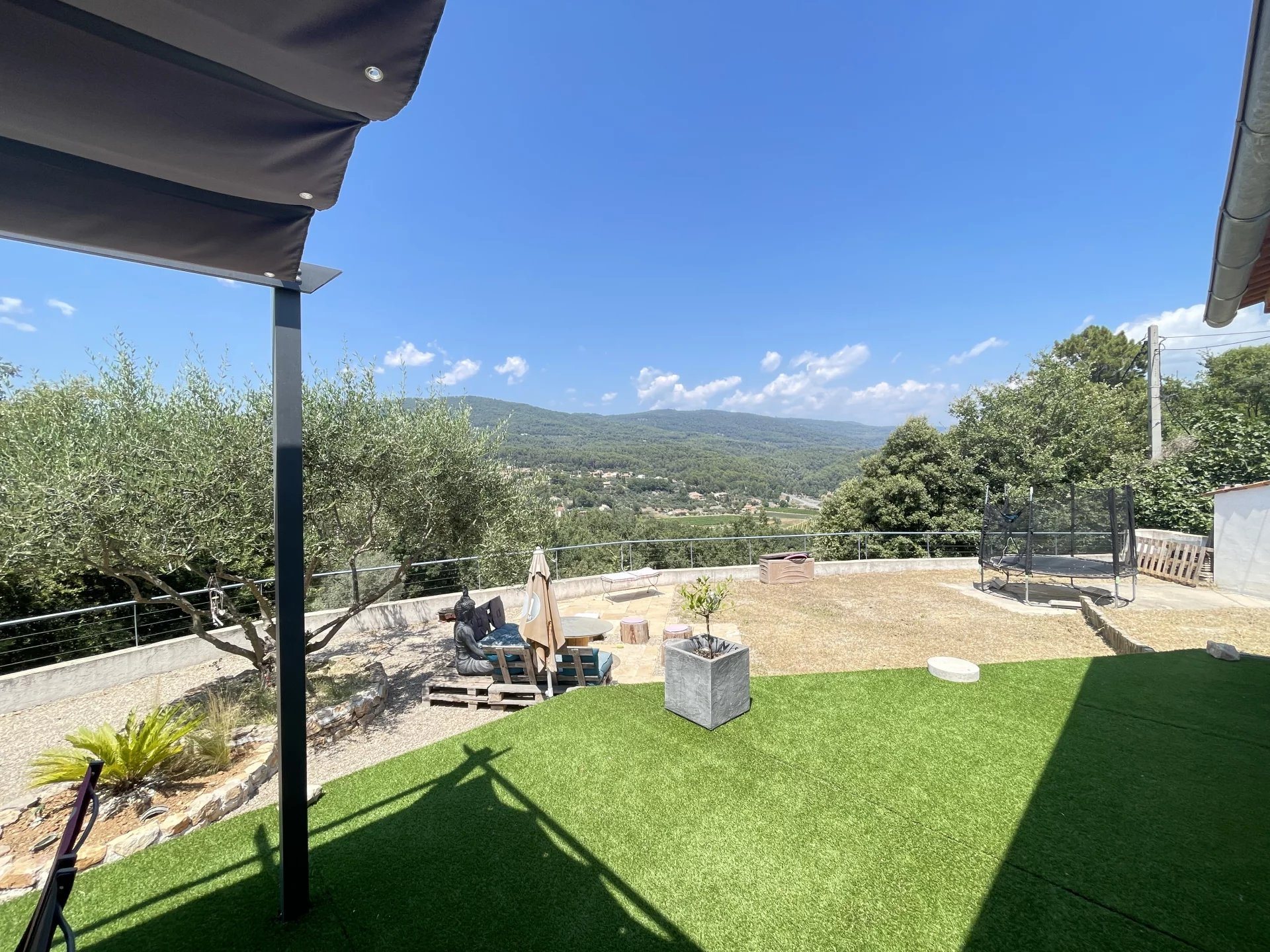 Maison à vendre, 103m², Figanières