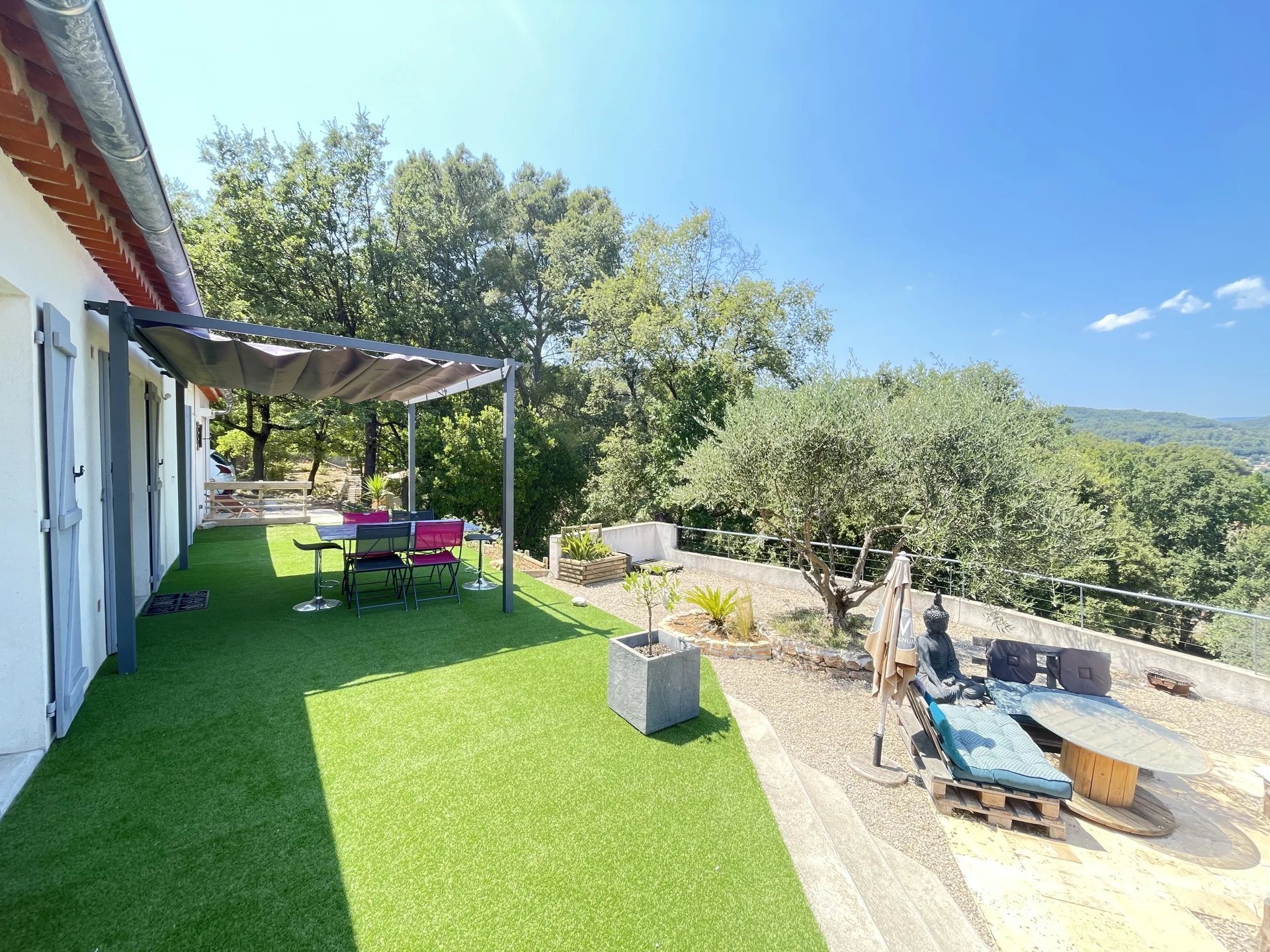 Maison à vendre, 103m², Figanières