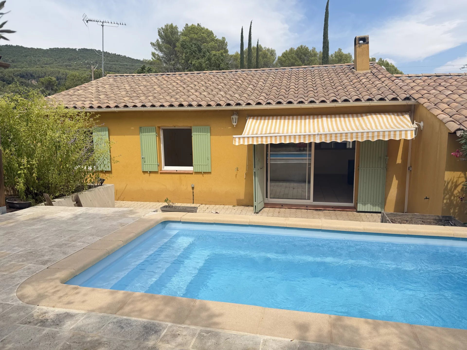 Maison à vendre, 80m², Figanières