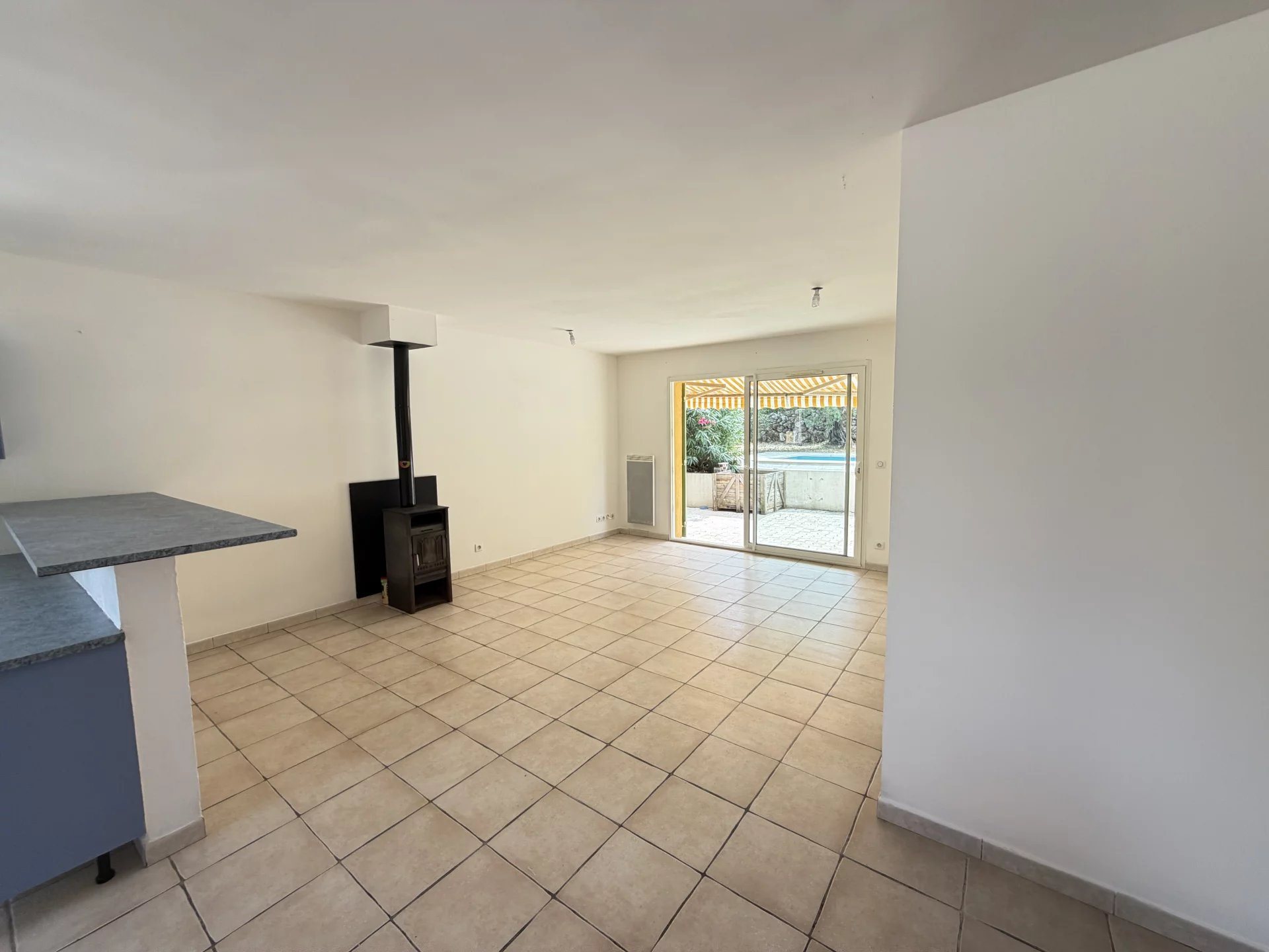 Maison à vendre, 80m², Figanières