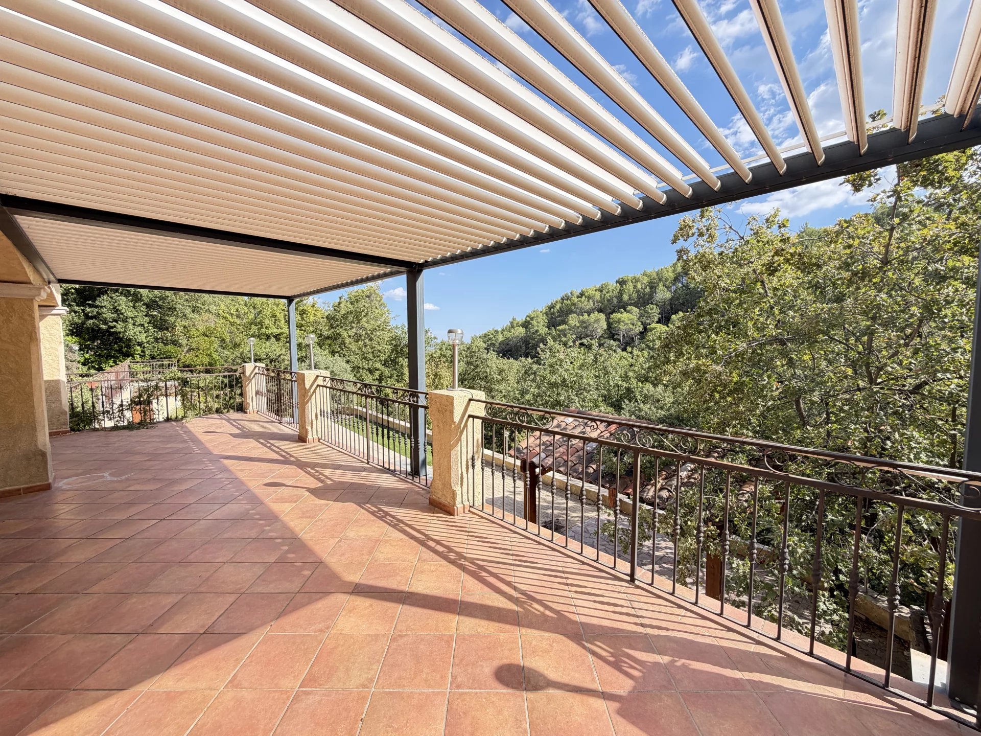 Maison à vendre, 133m², Figanières