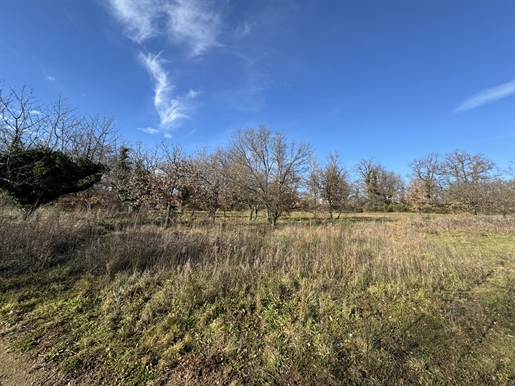 Terrain 912 m² · à Roiffieux · 912 m² · 96 000 €