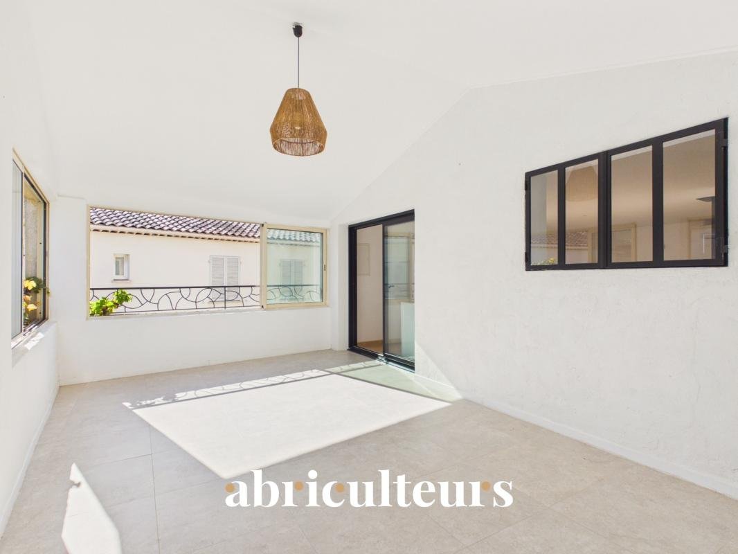 Maison à vendre, 107m², Grans