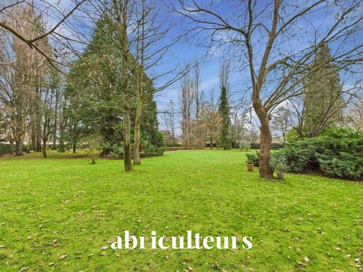 Maison 8 pièces 260 m² · à Ruaudin · 260 m² · 494 999 €