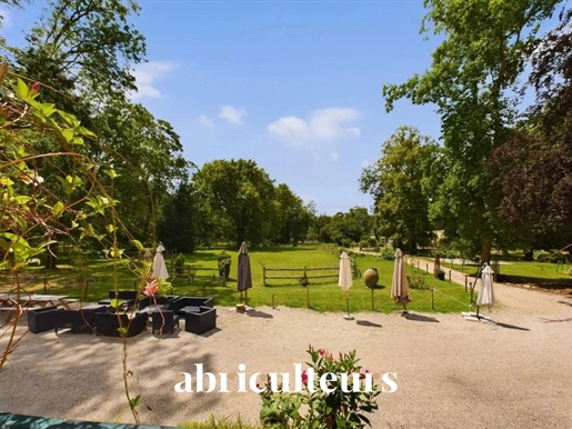 Maison 16 pièces 1000 m² · à Morigny-Champigny · 1 000 m² · 2 875 000 €