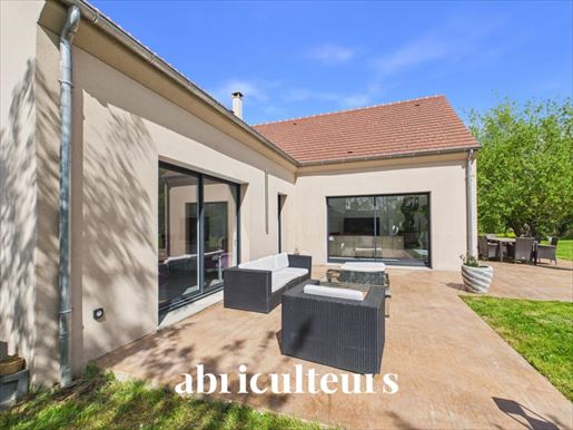 Maison 6 pièces 202 m² · à Vaugrigneuse · 202 m² · 829 000 €