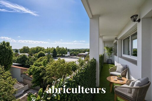 Appartement 5 pièces 108 m² · à Garches · 108 m² · 670 000 €