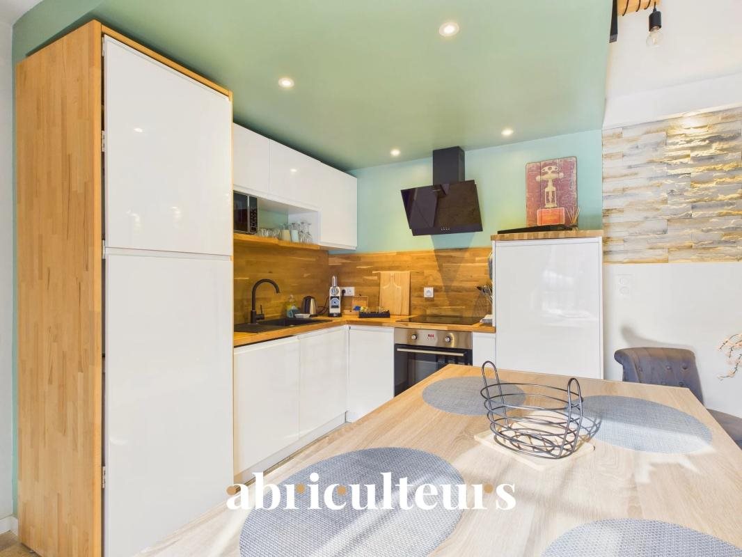 Maison à vendre, 66m², Grans