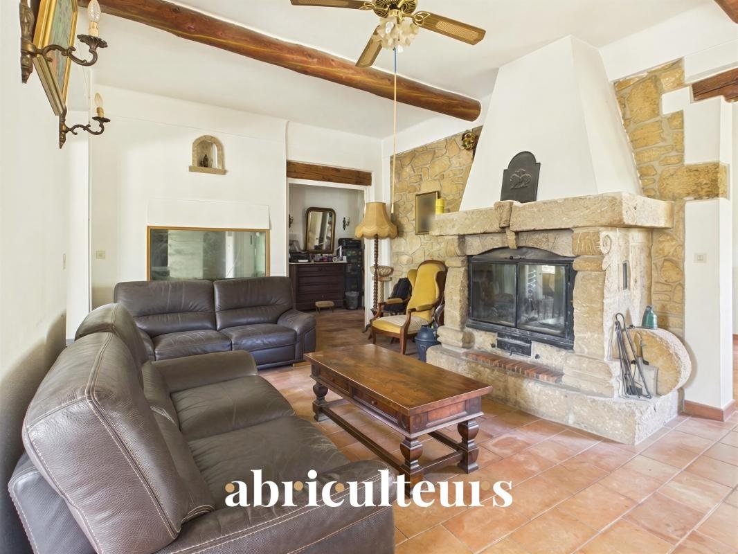 Maison à vendre, 254m², Grans