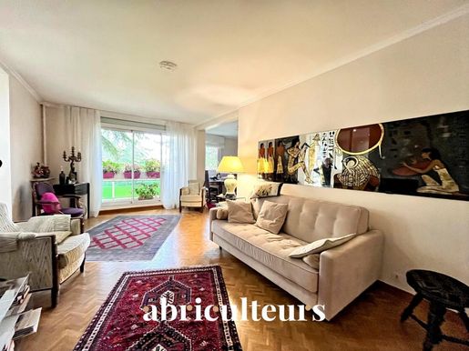 Appartement 4 pièces 79 m² · à Épinay-sur-Seine · 79 m² · 230 000 €