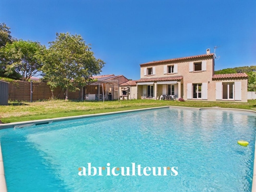 Maison 6 pièces 124 m² · à Saint-Chamas · 124 m² · 540 000 €