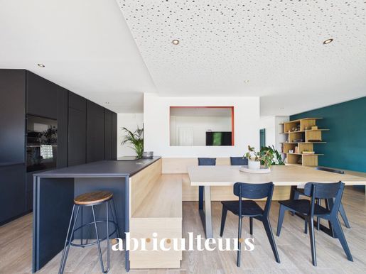 Maison 7 pièces 220 m² · à Rezé · 220 m² · 550 000 €