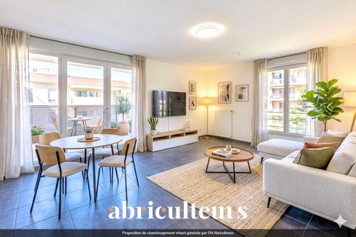 Appartement 4 pièces 85 m² · à Vénissieux · 85 m² · 245 000 €