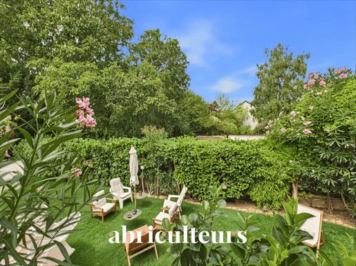 Maison 7 pièces 140 m² · à Châtillon · 140 m² · 930 000 €