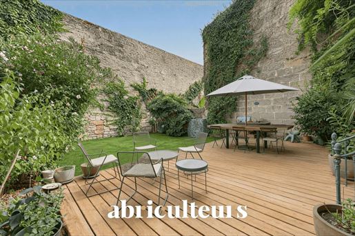 Maison 10 pièces 250 m² · à Bordeaux · 250 m² · 1 075 000 €