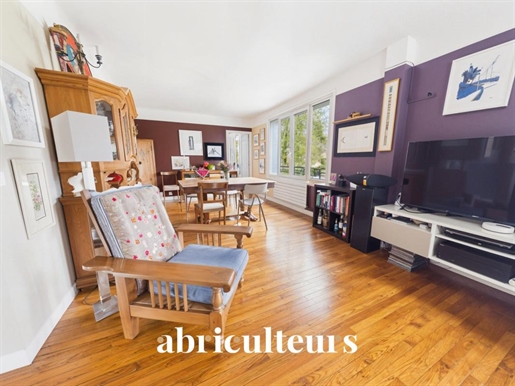 Appartement 6 pièces 127 m² · à Sèvres · 127 m² · 749 000 €