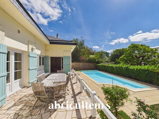 Maison 8 pièces 204 m² · à Orvault · 204 m² · 594 697 €