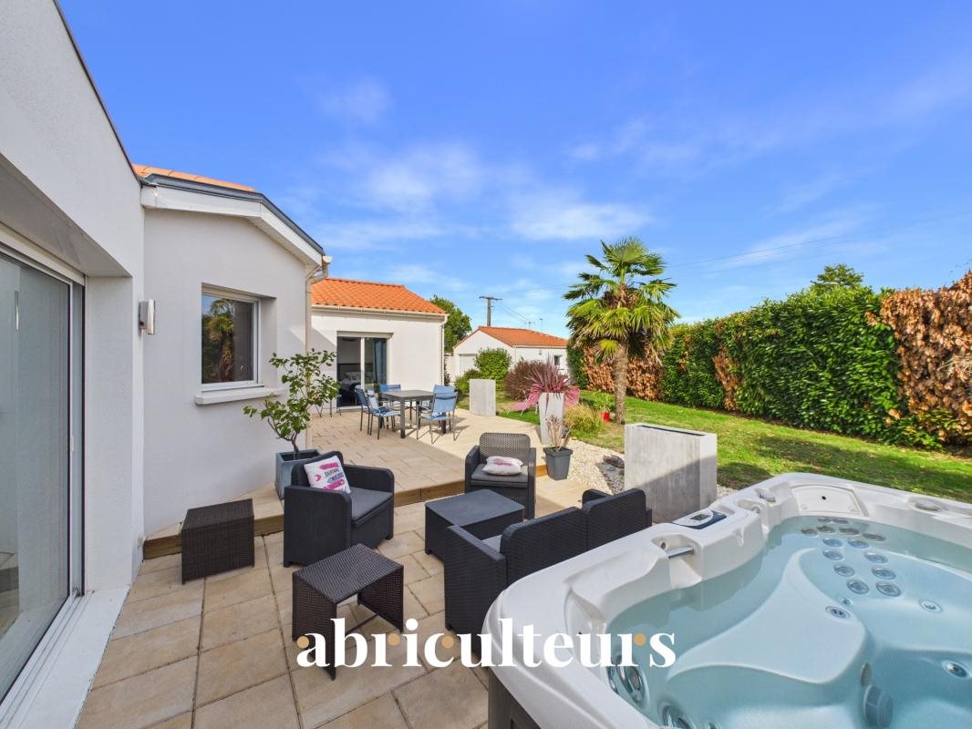 Maison à vendre, 142m², Sainte-Pazanne
