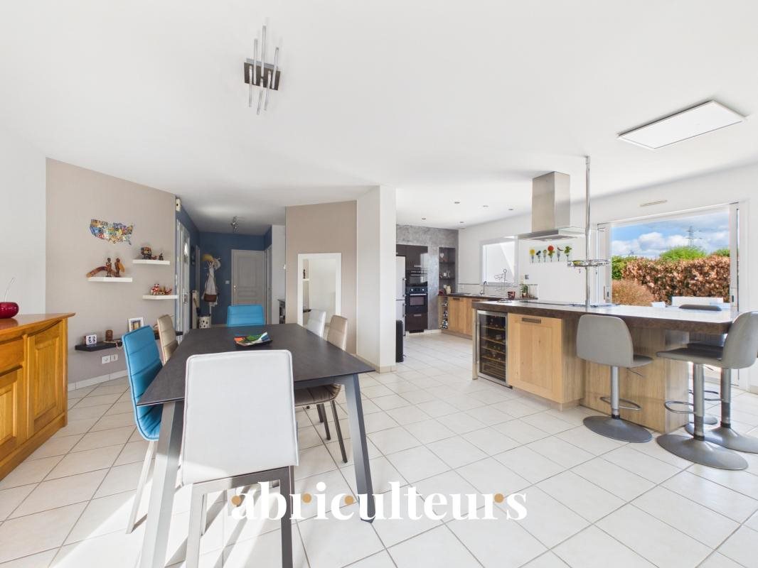 Maison à vendre, 142m², Sainte-Pazanne