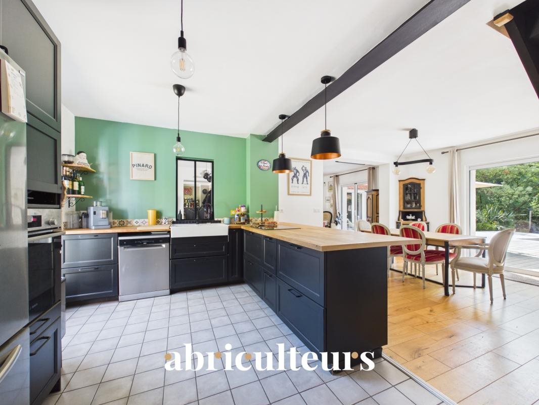 Maison à vendre, 179m², Sautron
