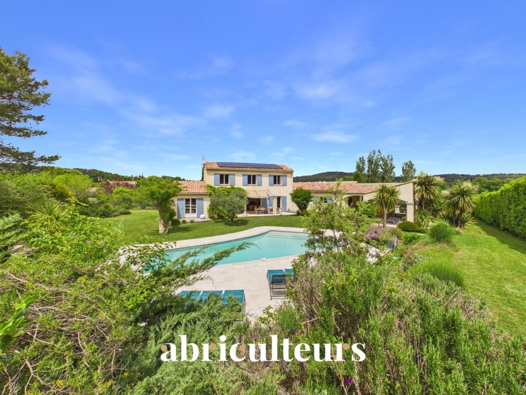 Maison à vendre, 233m², Rognes