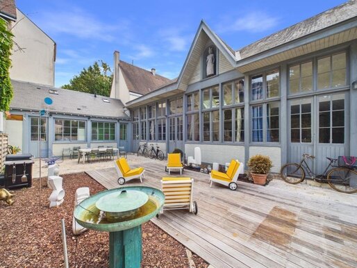 Maison 250 m² · à Chartres · 250 m² · 849 000 €