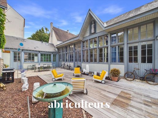 Maison 250 m² · à Chartres · 250 m² · 849 000 €