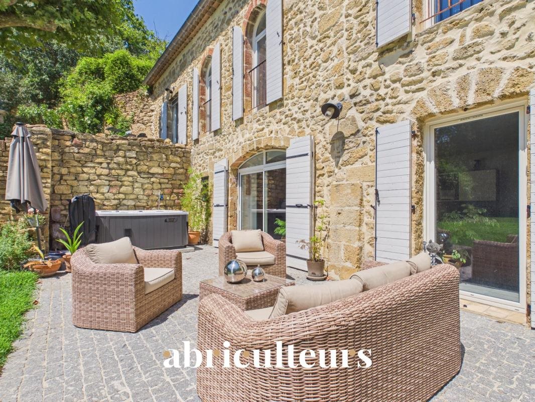 Maison à vendre, 249m², Grans