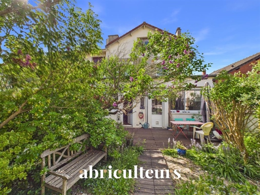 Maison 6 pièces 160 m² · à Clamart · 160 m² · 799 000 €