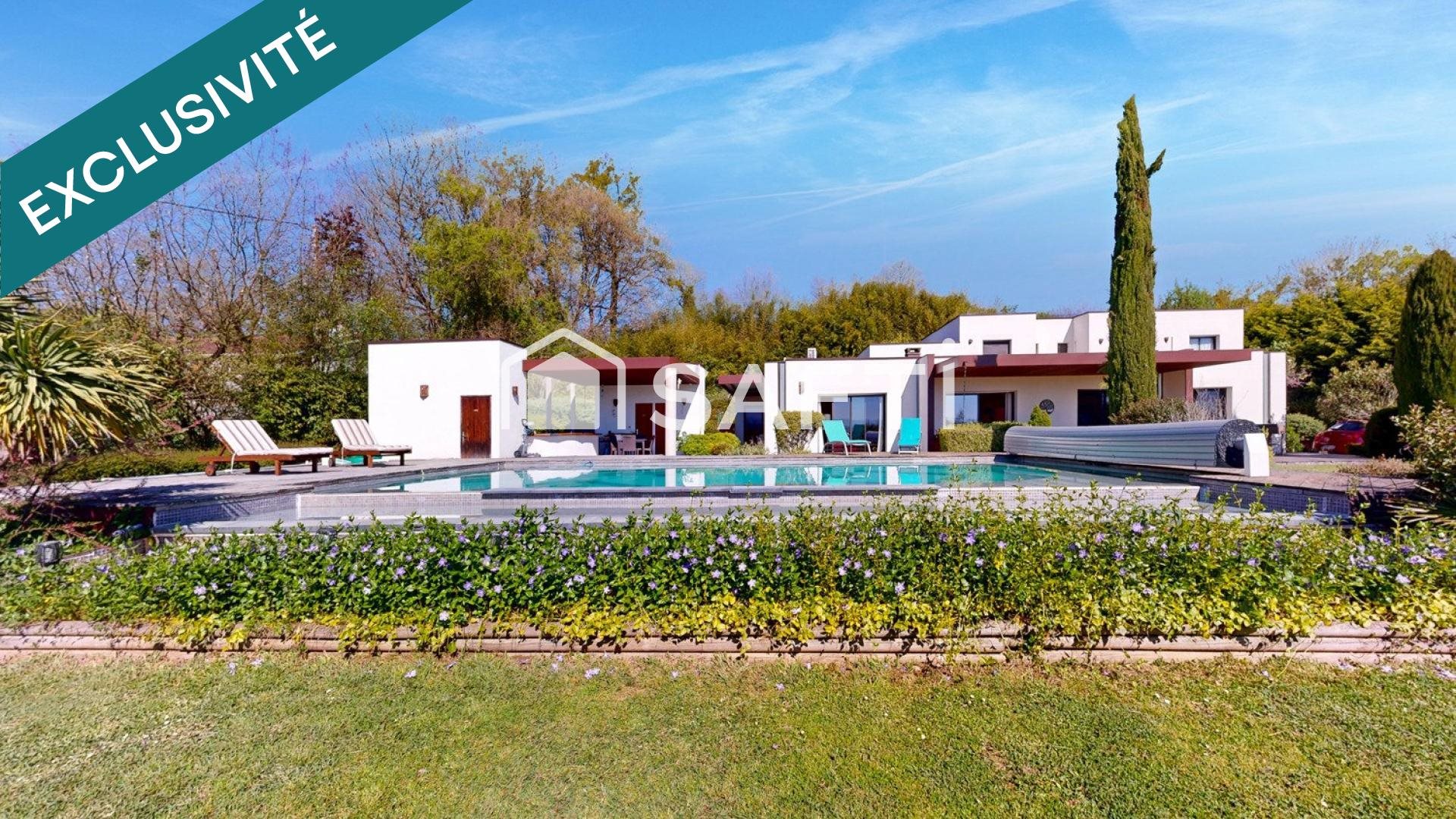 Maison à vendre, 330m², Mondavezan