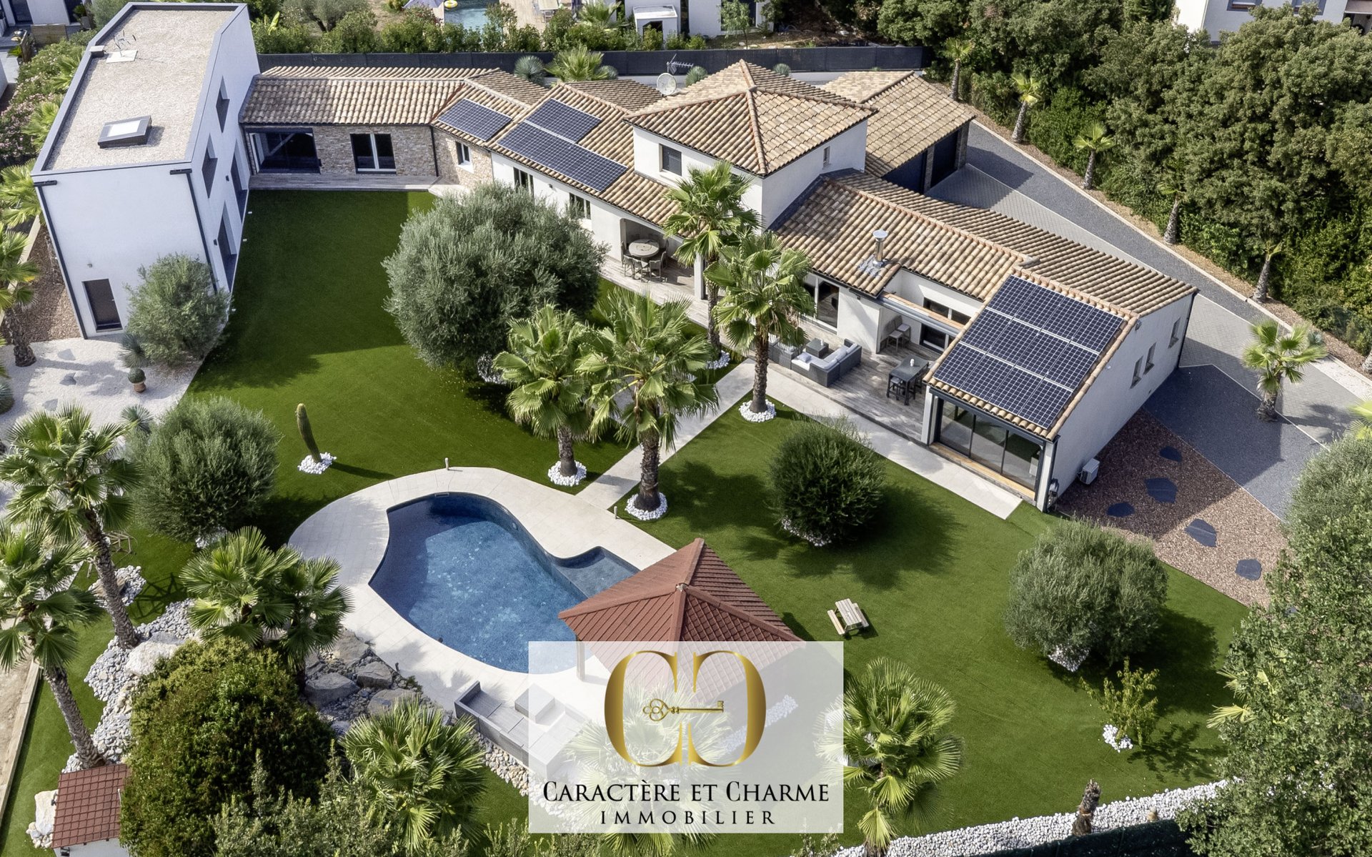 Haus, 343 m², Grundstück 1500 m²