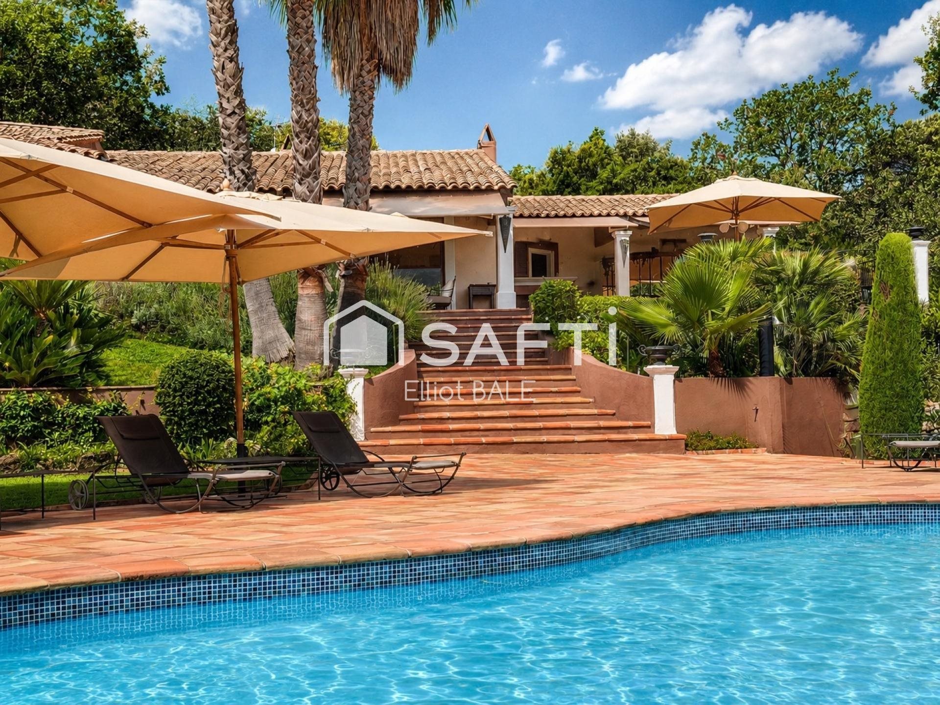 Maison à vendre, 177m², Gassin