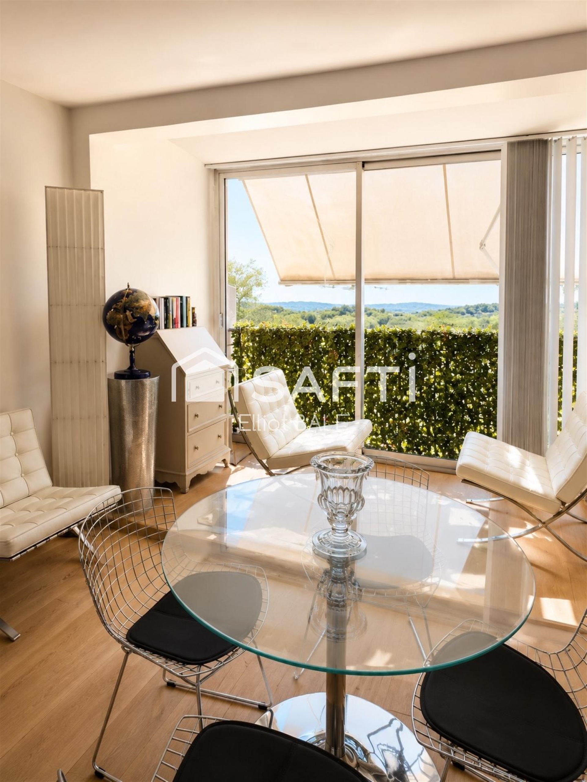 Appartement à vendre, 91m², Saint-Tropez