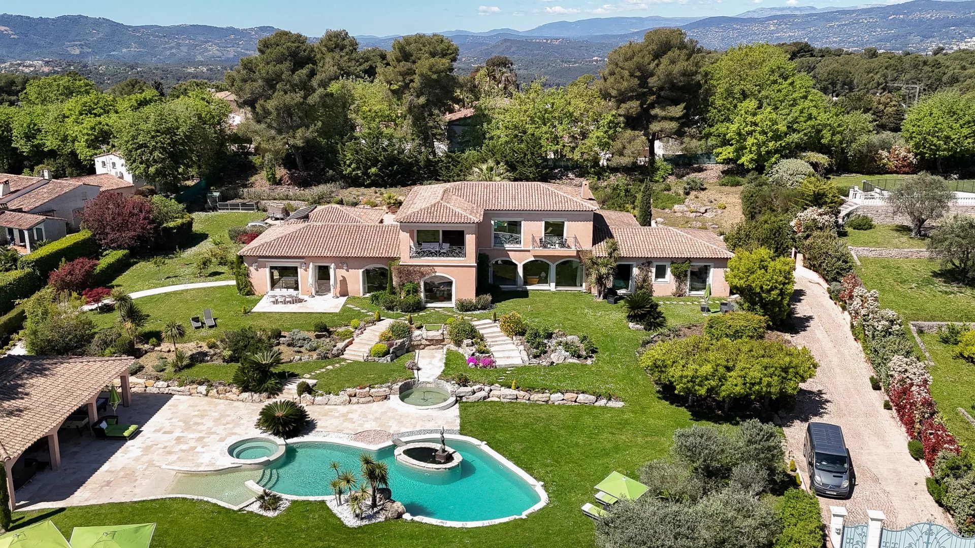 Maison à louer, 870m², Mougins