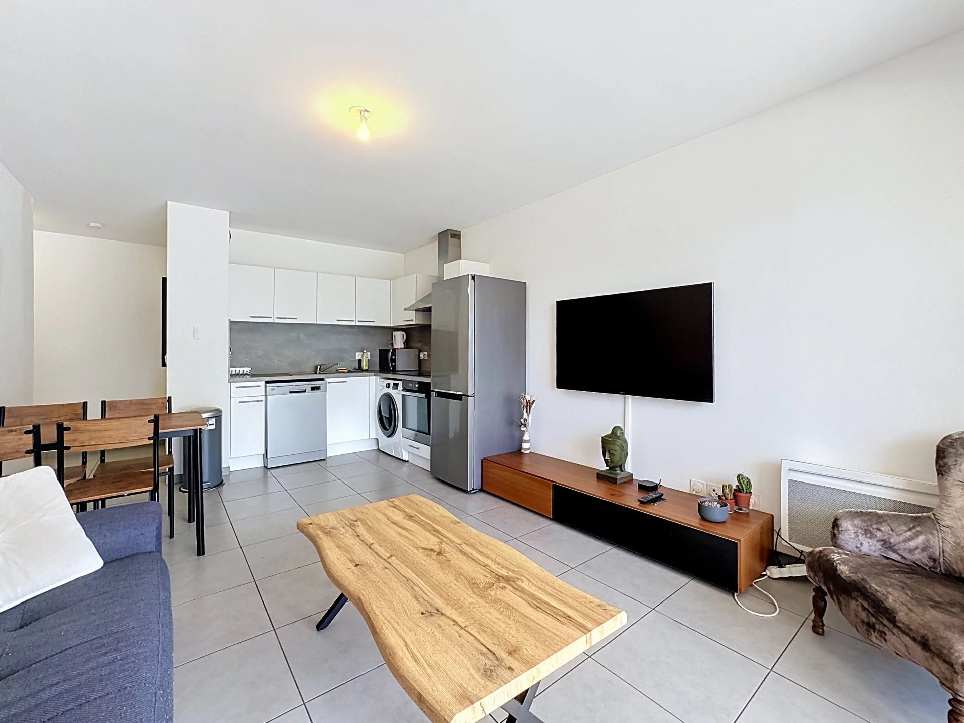 Pis de 2 habitacions, 63 m²
