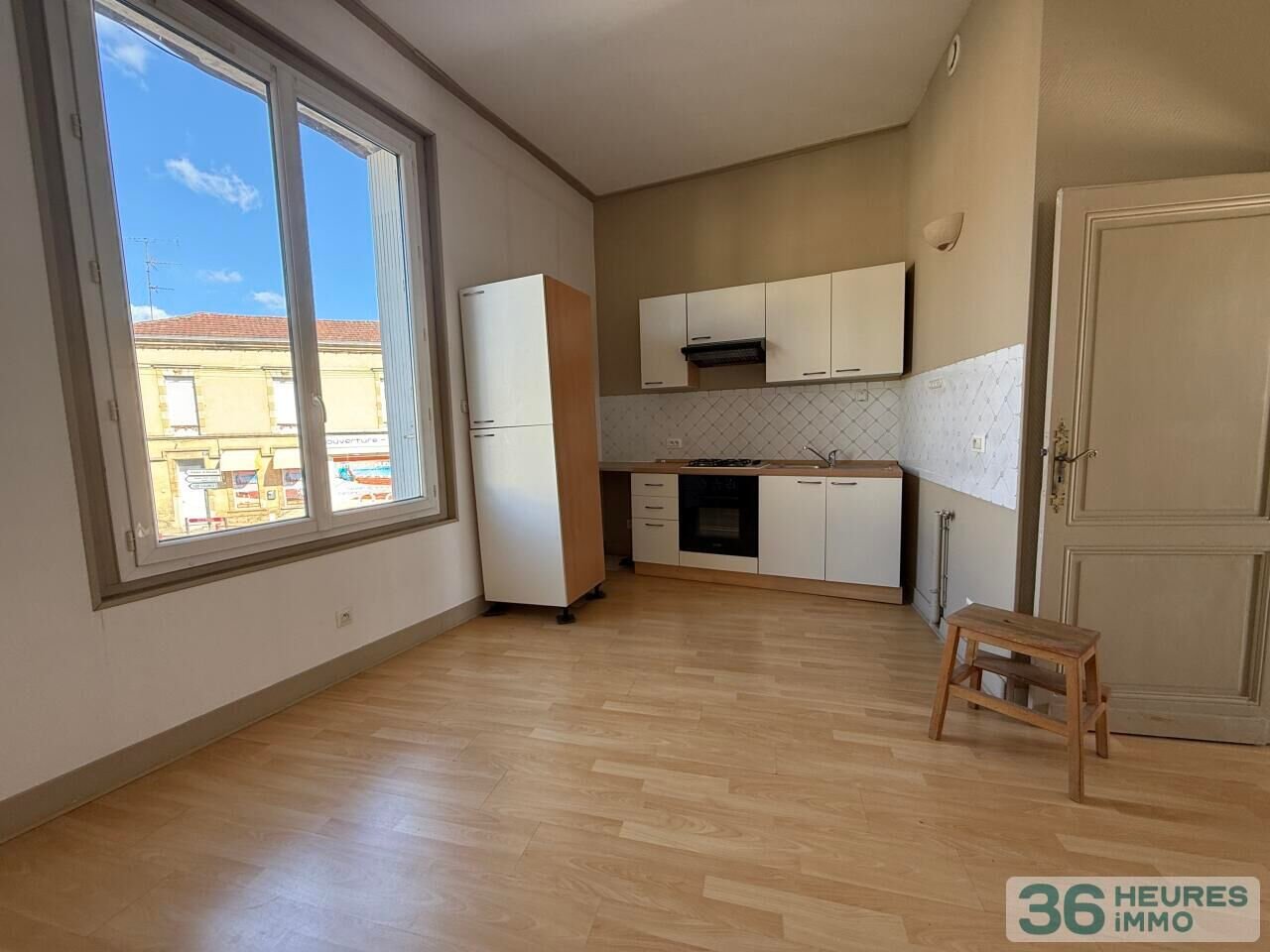 Purchase: Apartment (24100)