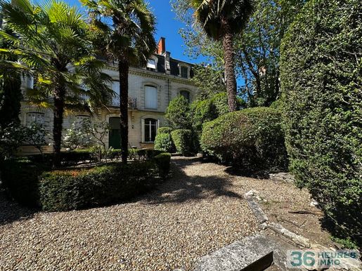 Maison 11 pièces 354 m² · à Périgueux · 354 m² · 970 000 €
