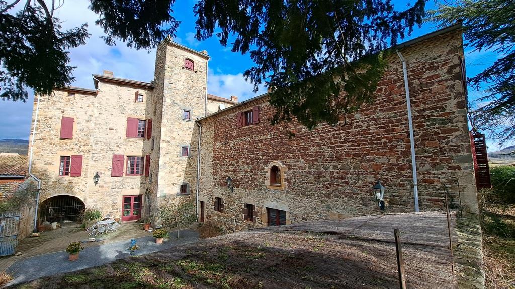 Ardes 423m²