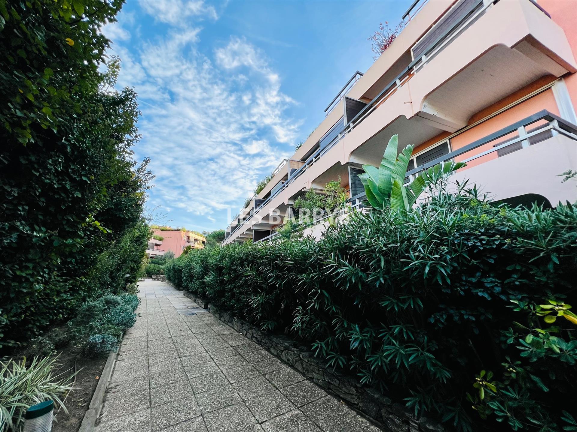 Saint-Tropez for sale beautiful apartment 2 bedrooms en suite. - Ansicht 2