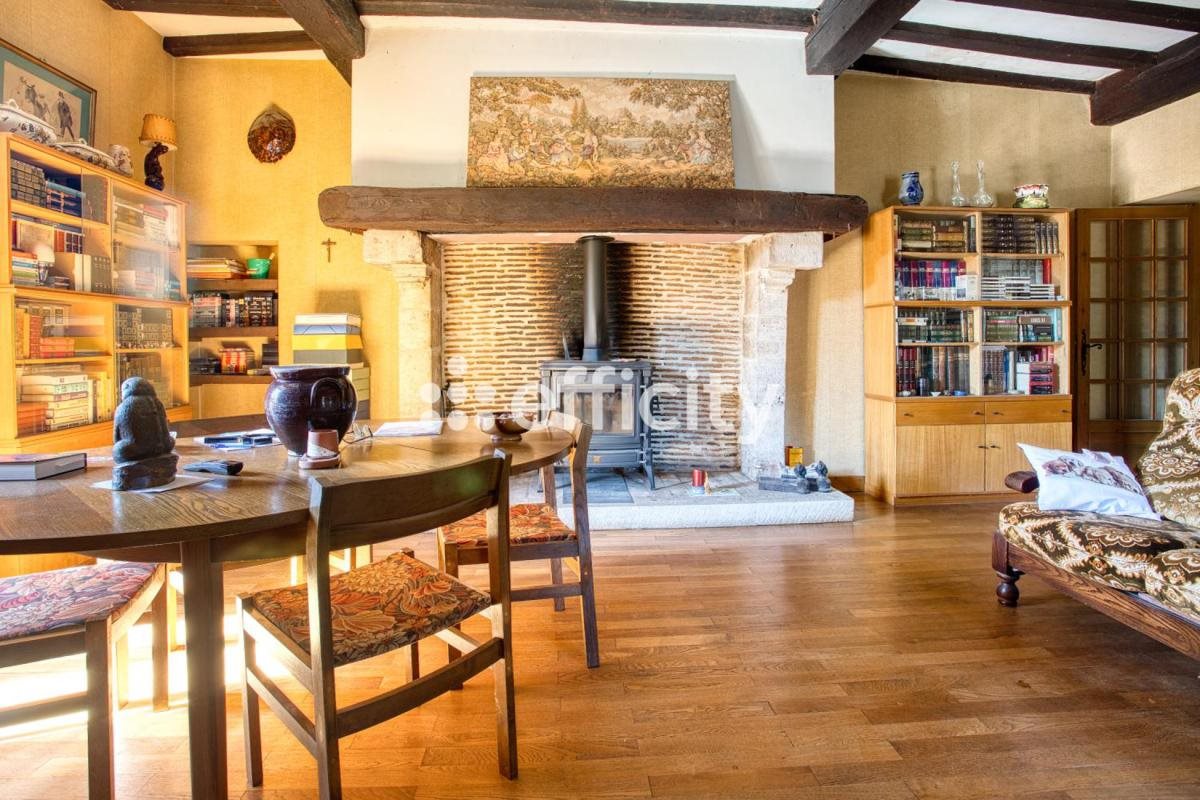 Maison à vendre, 210m², Bassillac et Auberoche