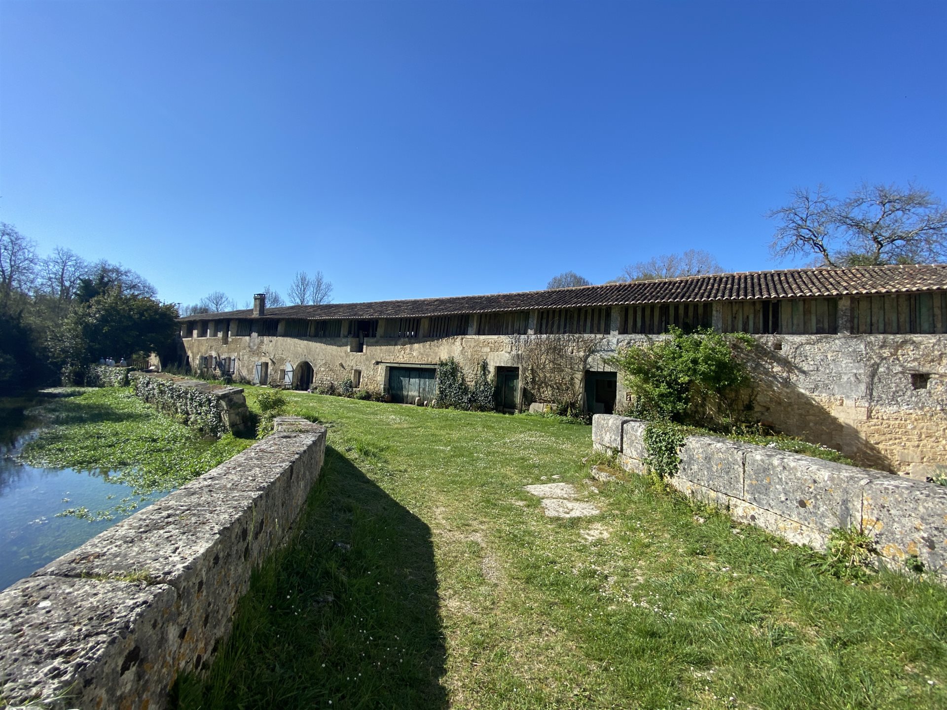 Maison à vendre, 290m², Puymoyen