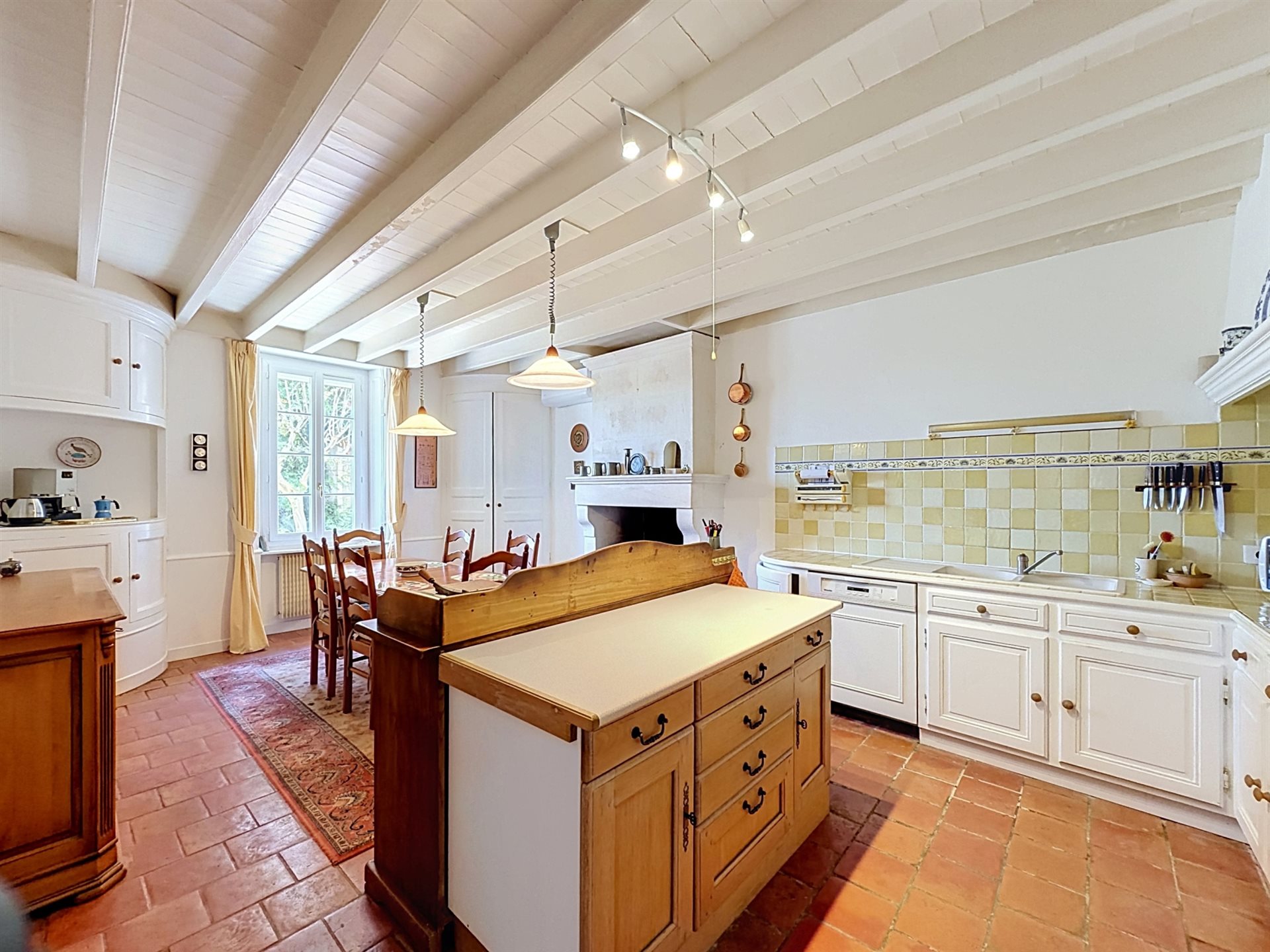 Maison à vendre, 304m², Mouthiers-sur-Boëme