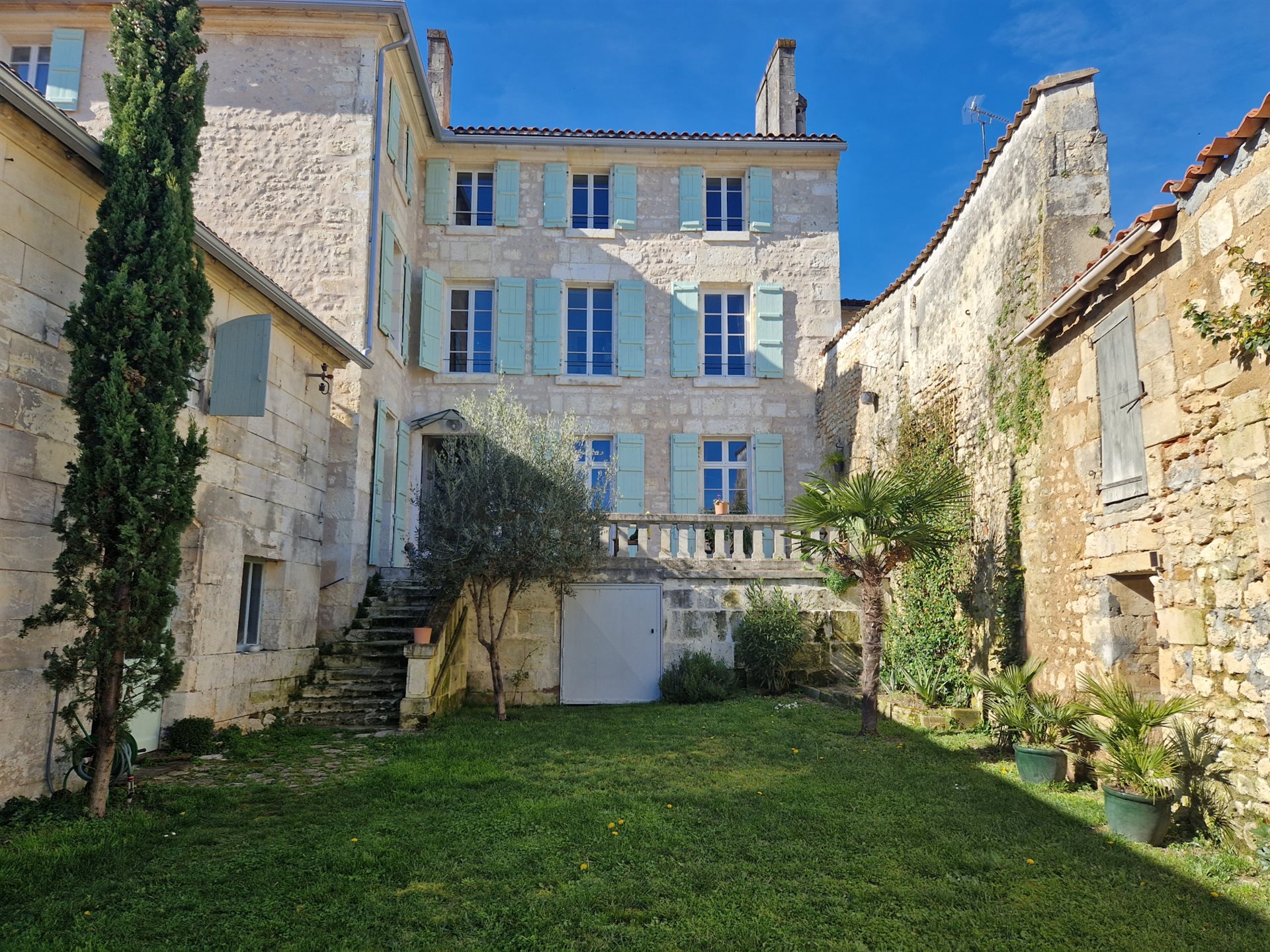 Maison à vendre, 515m², Châteauneuf-sur-Charente