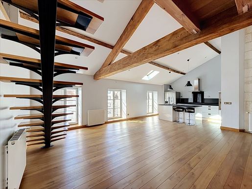 4 pièces 84 m² · à Angoulême · 84 m² · 242 000 €