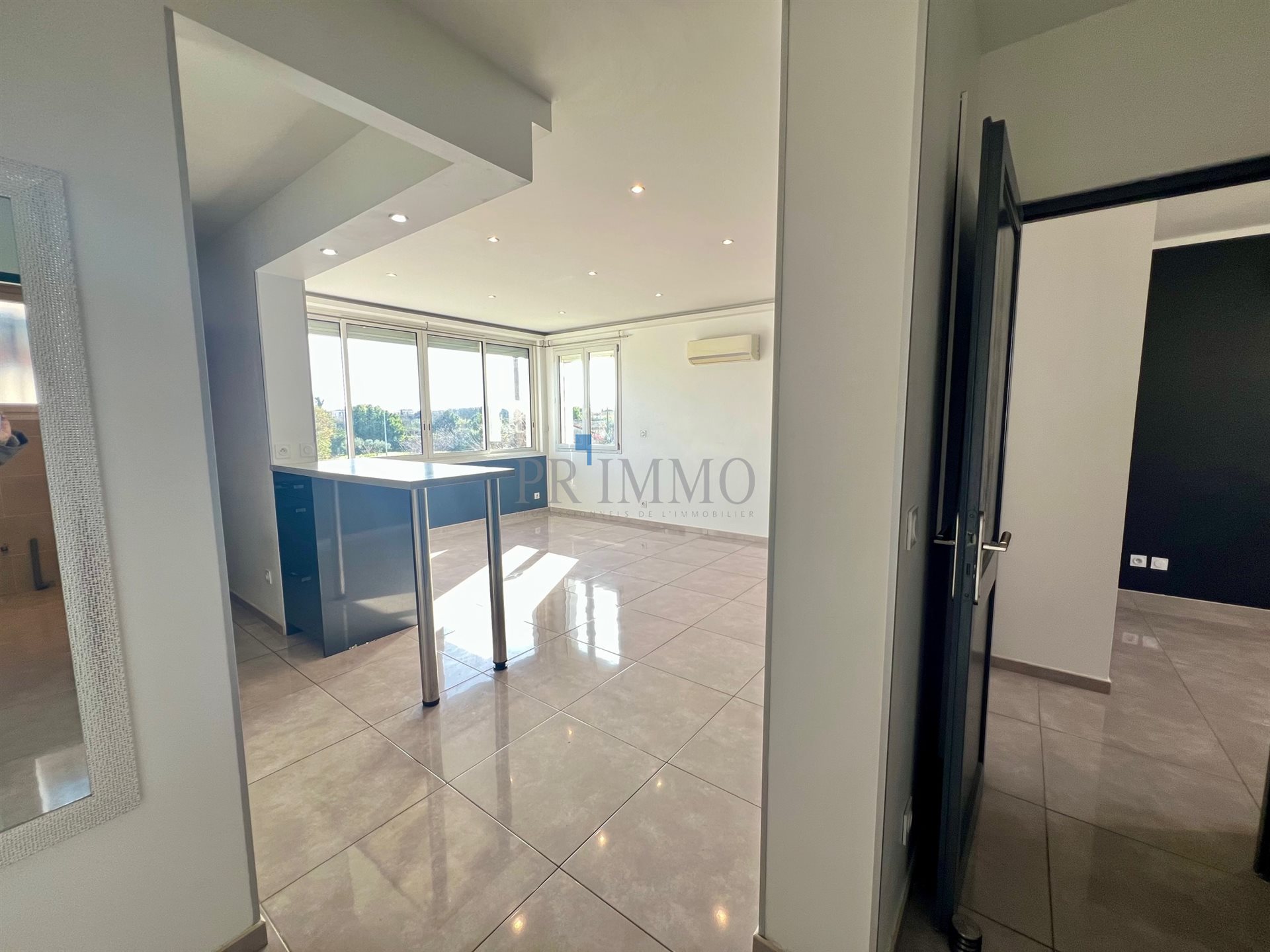 Appartement à vendre, 70m², Fréjus